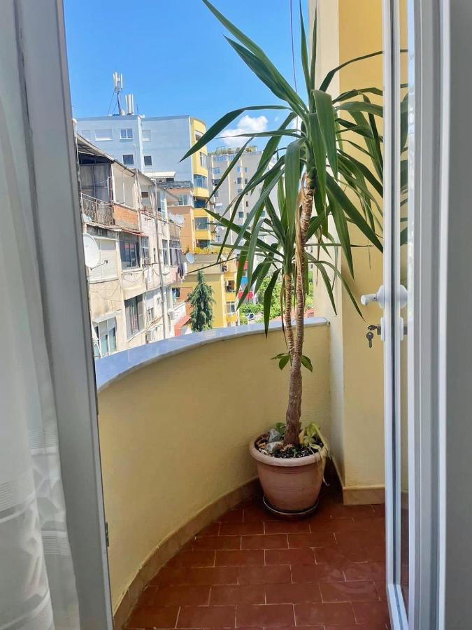 Central City Apartment Tirana Exterior photo