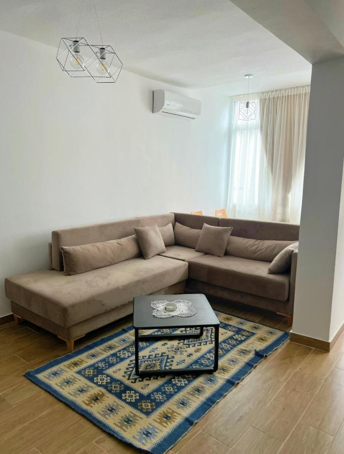 Central City Apartment Tirana Exterior photo