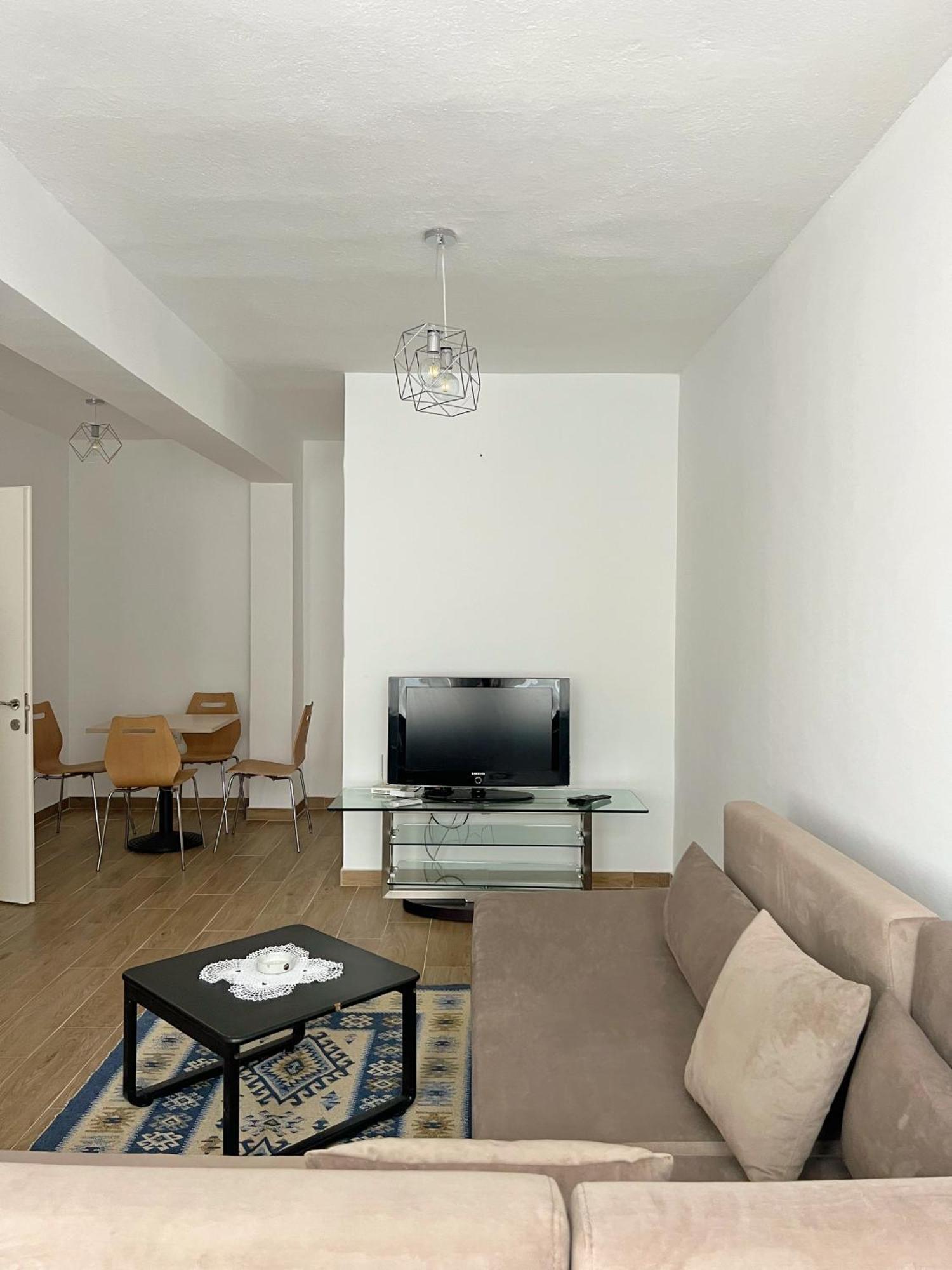 Central City Apartment Tirana Exterior photo